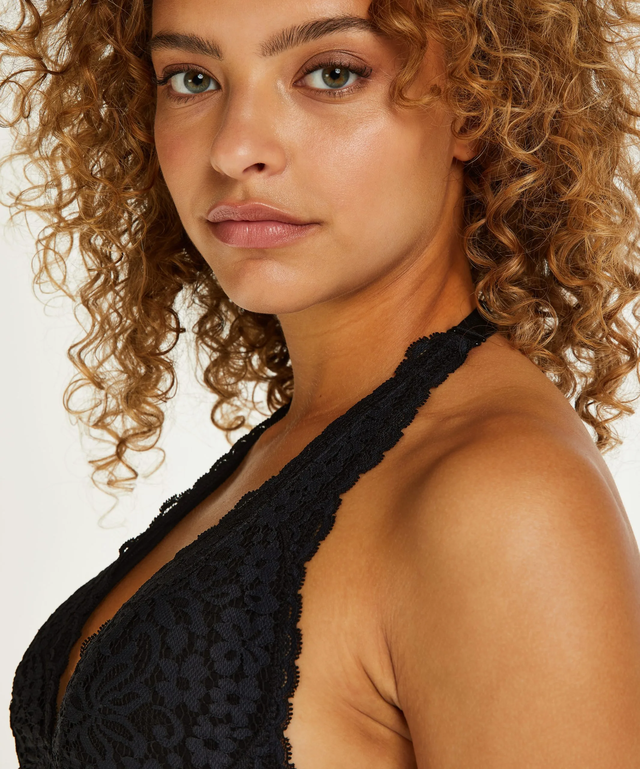 Träger-Bralette Rose - Schwarz 4 Träger-Bralette Rose - Schwarz – Bild 2