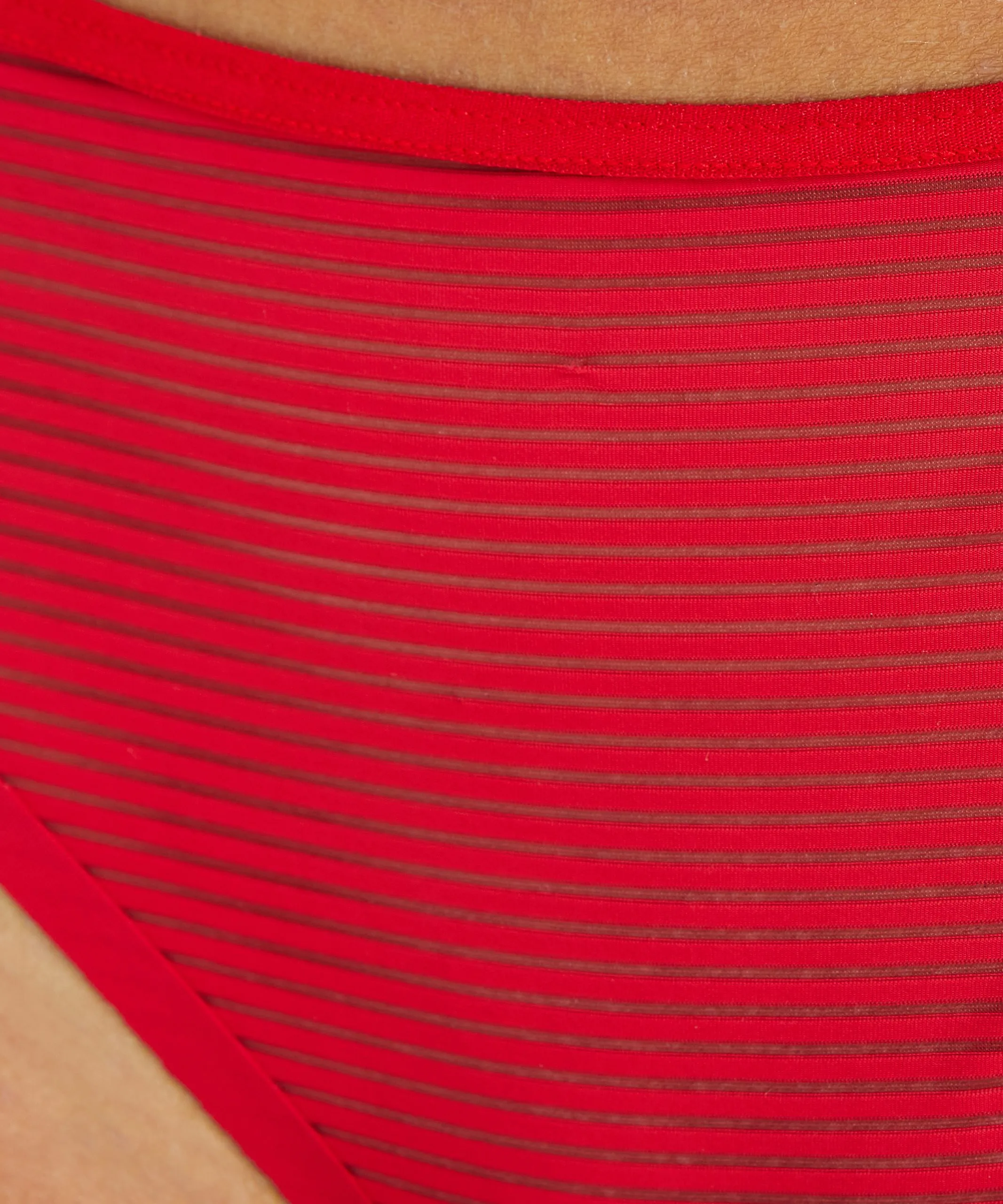 Invisible String Stripe Mesh - Rot 4 Invisible String Stripe Mesh - Rot – Bild 2